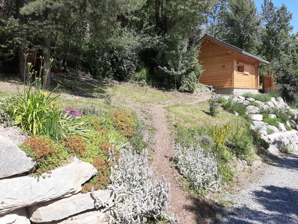 Petit Chalet Neuf Independant 2 Pers "La Cabane De Jean " Briançon Екстериор снимка